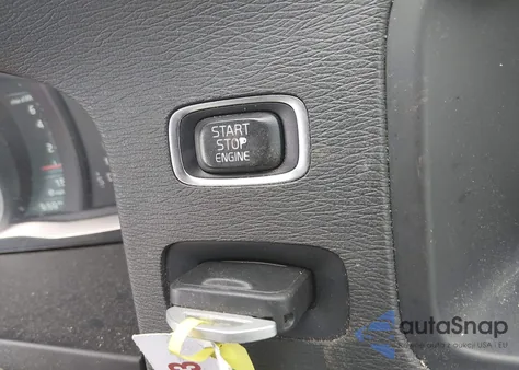 2016 Volvo S60 T5 Premier z USA, uszkodzony, nr VIN YV1612TK7G2392452